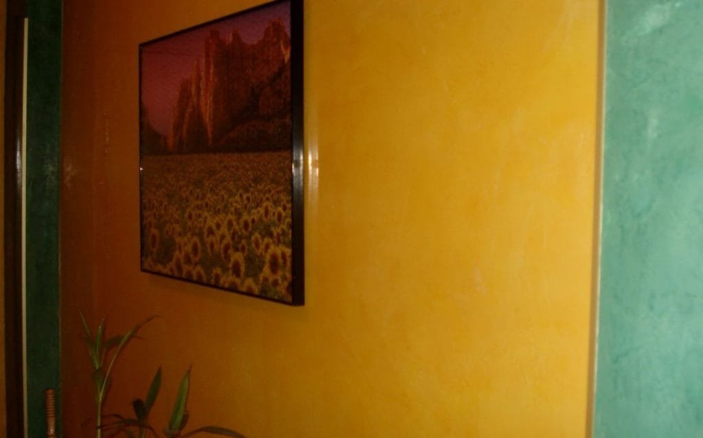 PINTURA PLASTICA: Acrílica o vinílica.¿Cómo elegir la más adecuada?. 4 Tipos diferentes de acabados PINTURAS PLÁSTICAS ACRÍLICAS O VINILICAS